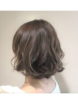 アズール 草加(azule) 【azule】ミニマムボブベージュハイライトイルミナカラー