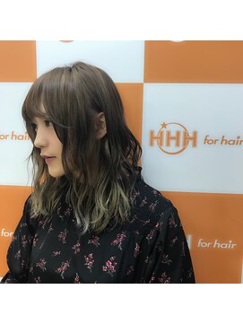 トリプルエイチ(HHH for hair) 20代30代☆大人可愛いグラデーションアッシュオリーブ♪