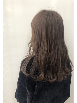 ジーナ 福岡天神(Zina) ぷつんとカット♪milk beige♪