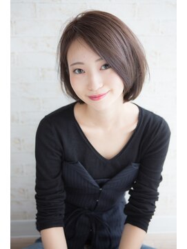 ラソビータ(Lazovita) エレガントんな大人ボブ