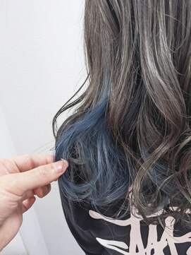 ジェナ(Jena) インナーカラー×ネイビー