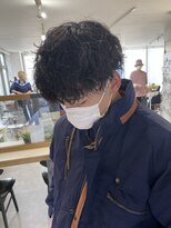 フィフス 原宿(fifth)&nbsp;波巻きスパイラルツイストスパイラルパーマツーブロックパーマ