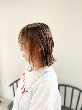 ヒュー(HUE) デザインカラーでオレンジカラー♪ブリーチ×1で出来ますよ！