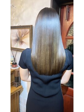 レーヴ(Reve) 13種を駆使したオーダーメイド髪質改善トリートメント★