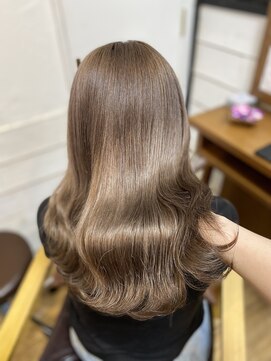 リネット ヨコハマ バイ リトル(linette yokohama by little) !FUTABA指名!ミルクティーベージュ!