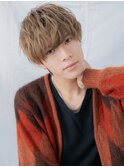 ハイトーンカラーのカジュアルツイスパマッシュヘアa南越谷