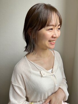 アム(amu) ラベンダーベージュ/インナーカラー/ベルボブ