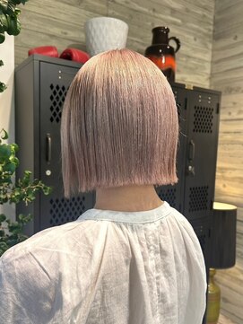 ヲタク 渋谷 代官山 恵比寿(wotaku.) ミルクティーカラーハイトーンダブルカラーケアブリーチミニボブ