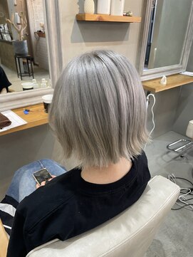 シー 奈良橿原店(SEA) ホワイトカラー