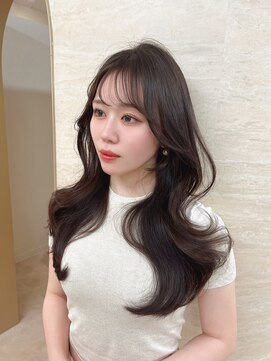 クム(kumu) 【kumu】 ロングレイヤー/顔周りカット/栄/名古屋