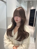 THREE【2月上旬OPEN(予定)】 上品さと可愛さをmixした女の子が憧れるヘア