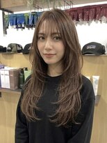 チオ(Chio)&nbsp;大人の抜け感スタイル最旬ハッシュカット