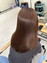 エミン(emyn) 髪が変わる【美髪革命】艶髪/髪質改善/縮毛矯正/代々木