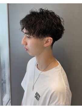 アース 青葉台店(HAIR&MAKE EARTH) しっかりウェーブで作るこなれ感メンズパーマスタイル【青葉台】