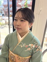 ラフテル(RAFTEL)&nbsp;上品シニヨン×透けバングの和装ヘア