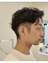 ライフイズ ゴート(Life is...GOAT) スキンフェード×メッシュパーマ