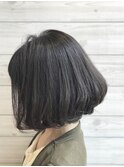 無造作タンバルモリ黒髪前下がりボブ
