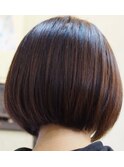 前下がりのボブ 似合わせカット