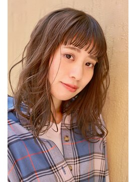 スリーアン(THREE ann.) 〈THREE〉色っぽゆるふわニュアンスウェーブ