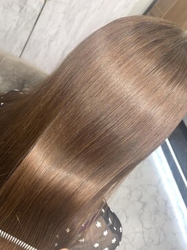 エスカーラ 表参道(THE ESCALA) リアルなお客様の艶髪137《マスダレイナ》