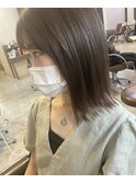 くびレイヤーエモージュ小顔カットシースルーバングオリーブ