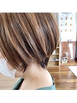 アローズソワン(HELLO'S SOIN)&nbsp;大人可愛いハイライトショート