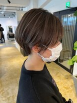 メリー オオサカ(Merly Osaka)&nbsp;コンパクトショート×透け感ハイライト_ホワイトグレージュ_