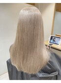 ミルクティーベージュ