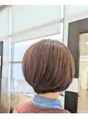 ショートボブ