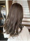 ミルクティーベージュ×透明感