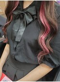 黒髪ロングにピンクインナー