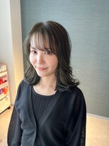 アム(amu)&nbsp;ミディアムパーマ/おくれげパーマ/カーキベージュ/前髪パーマ