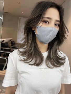 サイン 表参道(SIGN) 韓国ヘアグレージュカラーブリーチ無し髪質改善イヤリングカラー