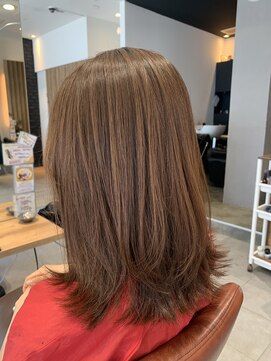 リベア トウキョウ 東大島店(Rever Tokyo) マロンベージュ［東大島／東大島駅］