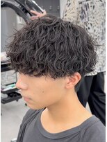 オーバルバイアピッシュ(OVARL by apish)&nbsp;波巻きパーマツイストスパイラルメンズパーマセンターパート