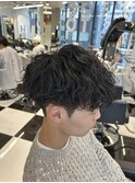 メンズパーマツイスパ波巻きスパイラルマッシュセンターパート