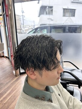 シノ(sino) ツイストスパイラルパーマ／担当　谷元