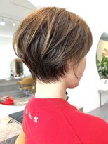 ファチュール(fAture.) 40代50代60代くびれ★美しい耳だしショートオリーブグレージュ