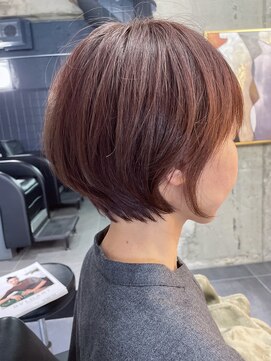 シュバルツ(schwarz) ピンクブラウン×春ショート