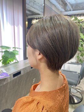 パーチェヘアー(pace hair) アッシュマットカラー/ショート／30代