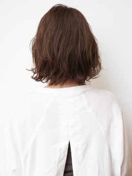 ヴィヴィ(VIVIE) 外ハネウェーブボブデジタルパーマダークカラーグレージュ暗髪