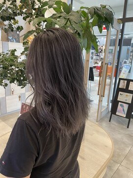 アストレアバイイーリス(ASTRAEA by Iris) シャドウルーツ×グレージュ