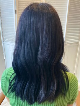 ブルーブラックカラー