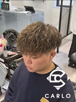 カルロイースタイル(CARLO e-style)&nbsp;ツイストパーマ／マッシュ／刈り上げ
