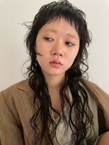 ナループロアツム(Nalu pu loa Tsum)&nbsp;マレットヘアウルフパーマミディアムレイヤーハイレイヤー