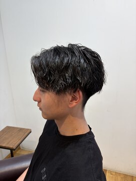 ルッツ(Lutz. hair design) 8/16メンズセンターパート