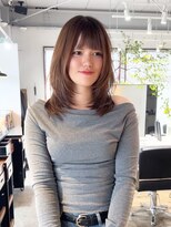 ジゼラ(GISELA) ハッシュカット レイヤーカット フェイスレイヤー 透明感カラー