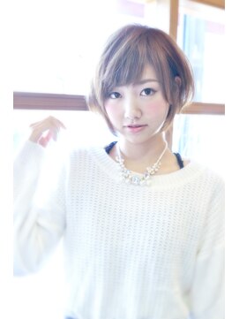 エルフォ(elfo) elfo的！！短めバングで大人可愛いフワッとショート