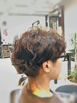 キャン 温品店(CAN) 【CAN】メンズ☆ミディアムパーマスタイル