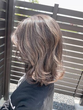 トゥエンティ(twenty) ナチュラルコントラストハイライト【twenty】